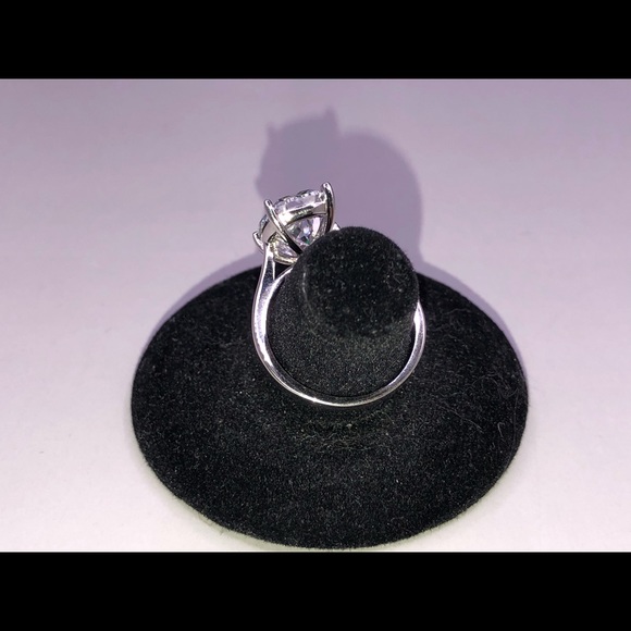 COPY - Cocktails Rings,Clear Pearl shape Zircon 1.5x0.8cm - Picture 8 of 10